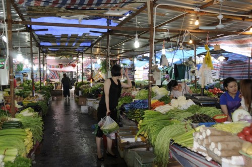Market  SAM2963