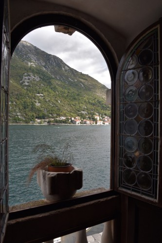 Montenegro 8041 copy