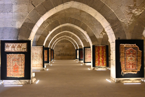 Caravanserai 4621-copy