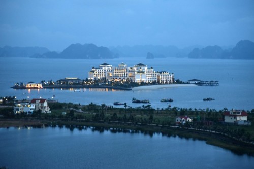 Vietnam Halong Bay 4839 copy