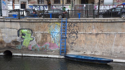Walls Romania Bucharest 3